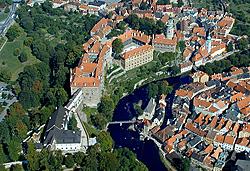 Aerial photo of Český Krumlov State Castle and Chateau, photo: Lubor Mrázek 