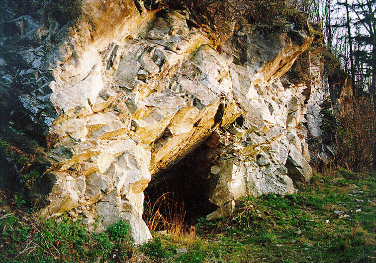 Dobrkovická jeskyně